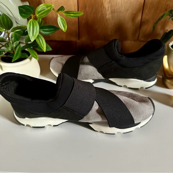 All Black Footwear Banded Sneakers Suedelike Soft Elastic Comfortable Gray - Picture 4 of 8